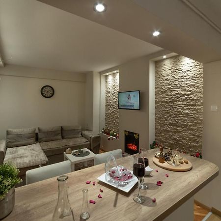 Gold Apartman Vrsac Exterior foto