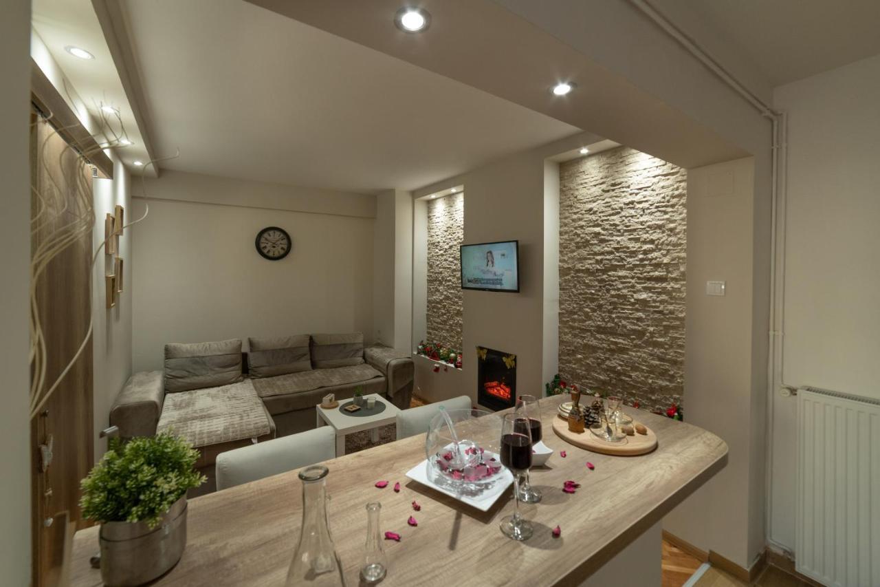 Gold Apartman Vrsac Exterior foto